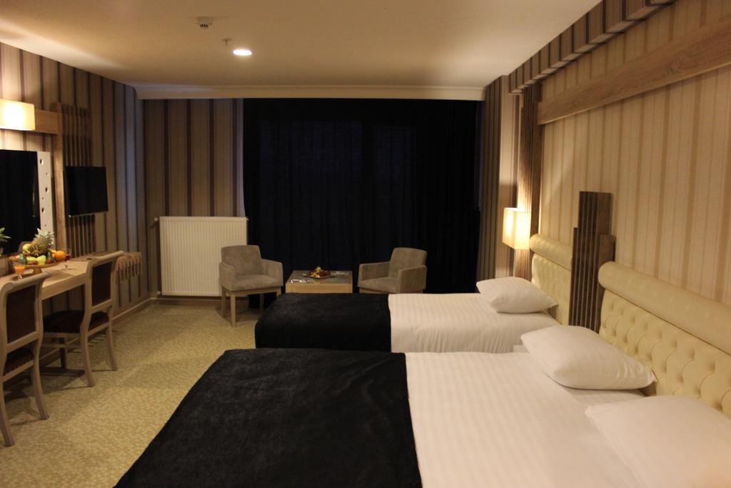 Neba Royal Hotel Самсун Екстер'єр фото