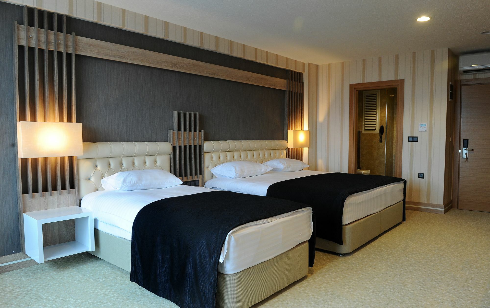 Neba Royal Hotel Самсун Екстер'єр фото